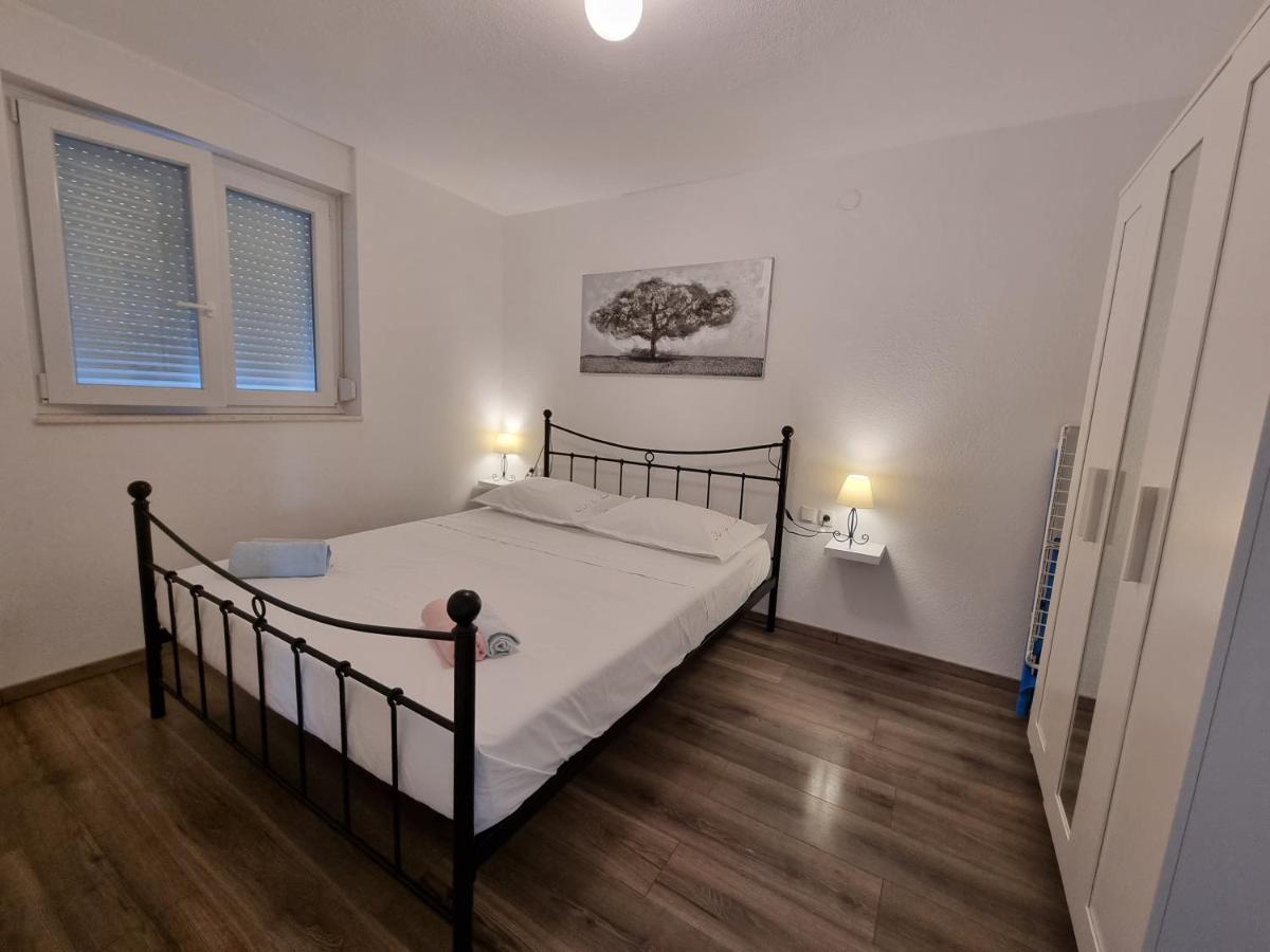 Apartmani Mistral Rogoznica  Extérieur photo