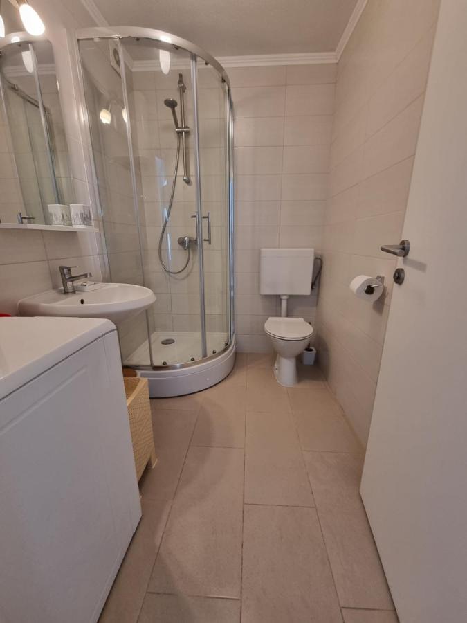 Apartmani Mistral Rogoznica  Extérieur photo